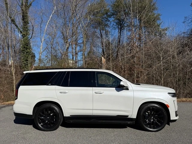 2024 Cadillac Escalade 5th Gen - Image 5 of 12