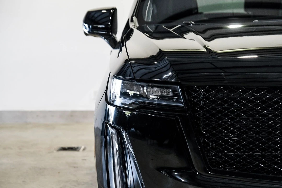 2024 Cadillac Escalade 5th Gen - Image 3 of 12