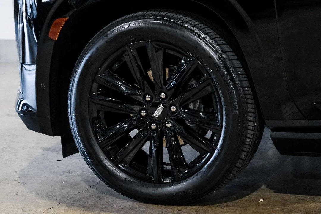 2024 Cadillac Escalade 5th Gen - Image 7 of 12