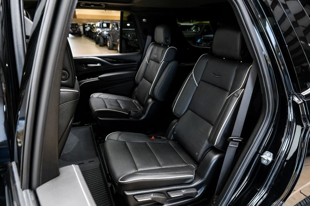 2024 Cadillac Escalade 5th Gen - Image 12 of 12