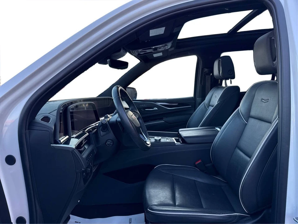 2024 Cadillac Escalade 5th Gen - Image 9 of 12