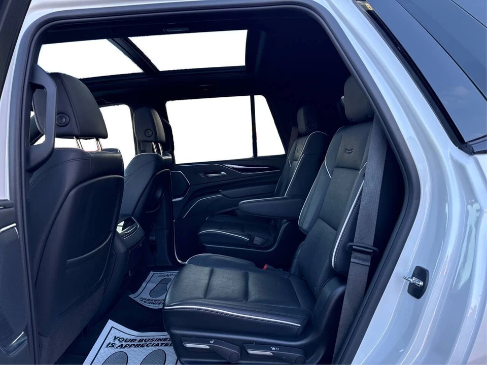 2024 Cadillac Escalade 5th Gen - Image 10 of 12