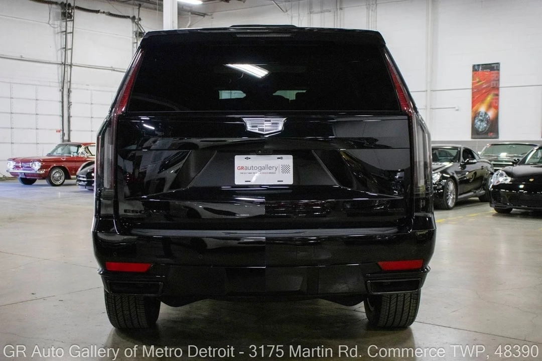 2024 Cadillac Escalade 5th Gen - Image 6 of 12