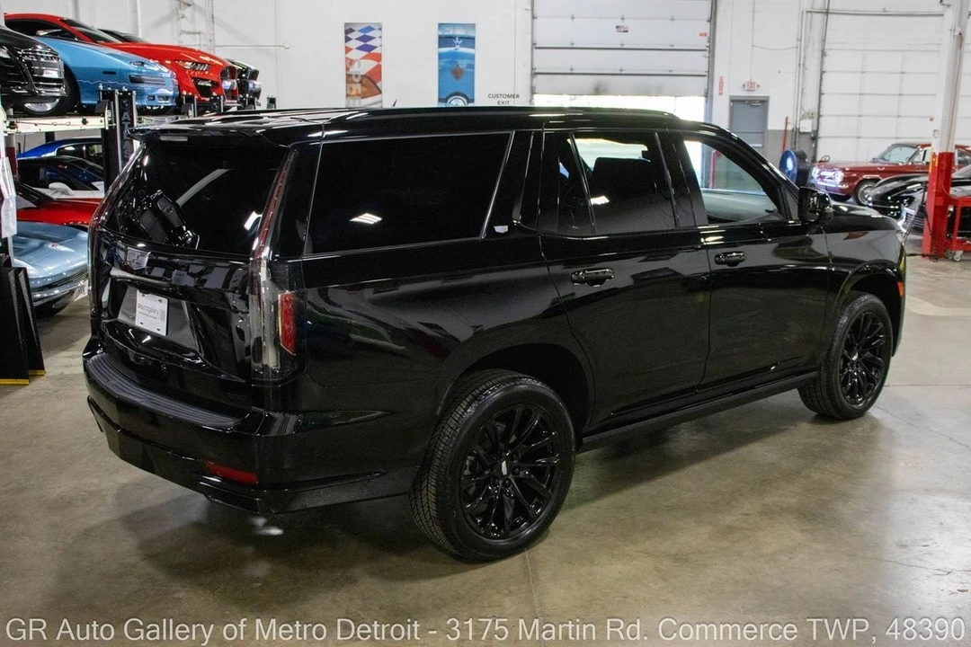 2024 Cadillac Escalade 5th Gen - Image 7 of 12