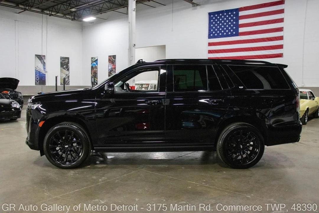 2024 Cadillac Escalade 5th Gen - Image 3 of 12