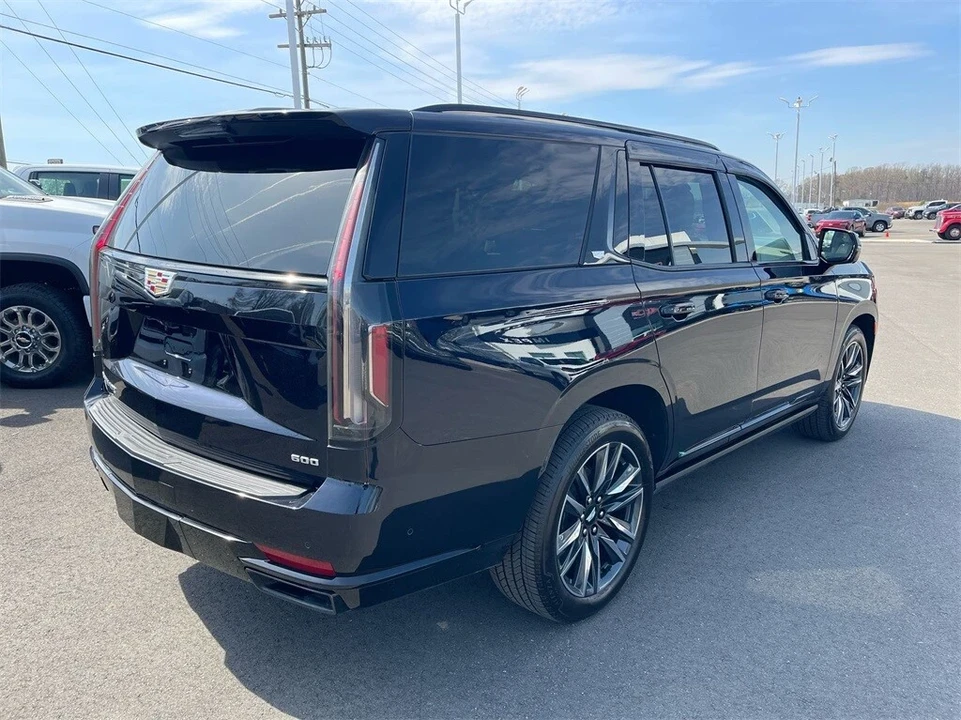 2024 Cadillac Escalade 5th Gen - Image 5 of 12