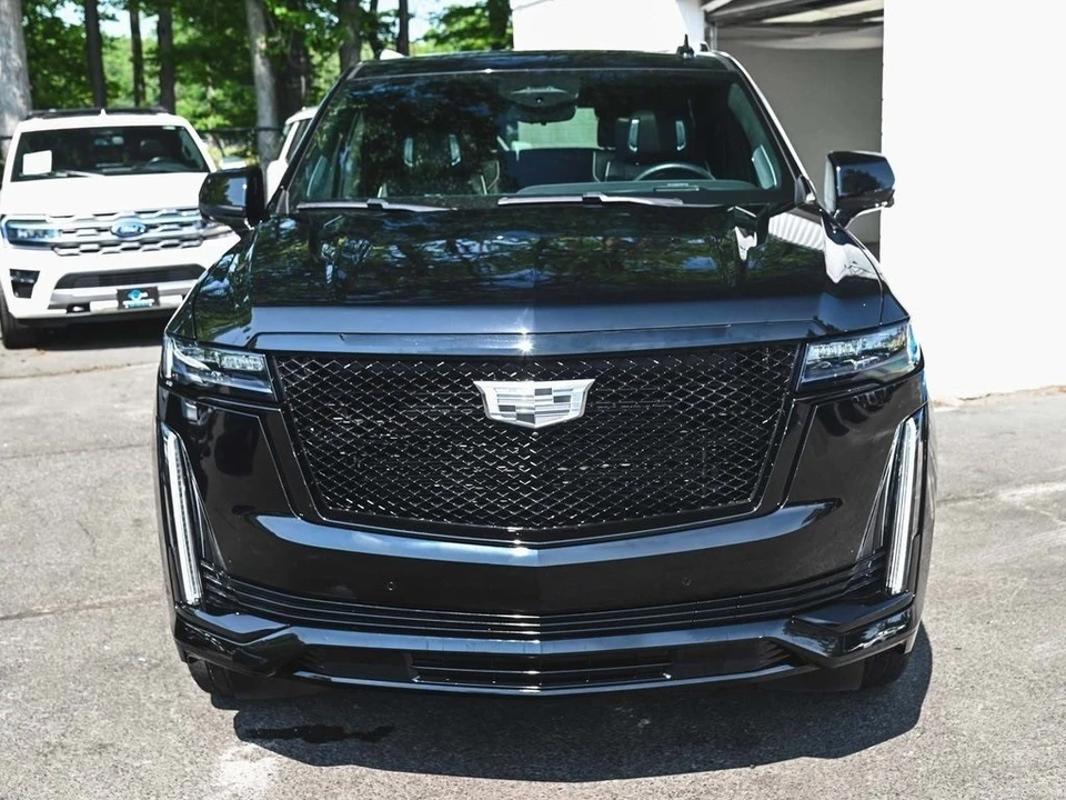 2024 Cadillac Escalade 5th Gen - Image 2 of 12