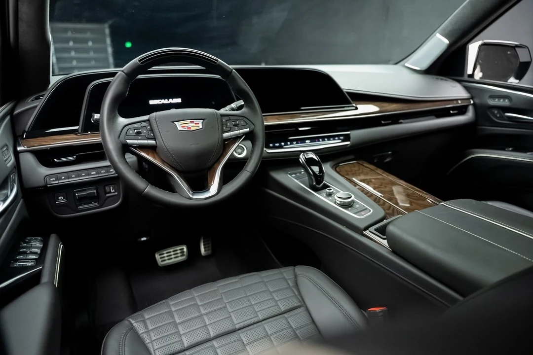 2024 Cadillac Escalade 5th Gen - Image 2 of 21