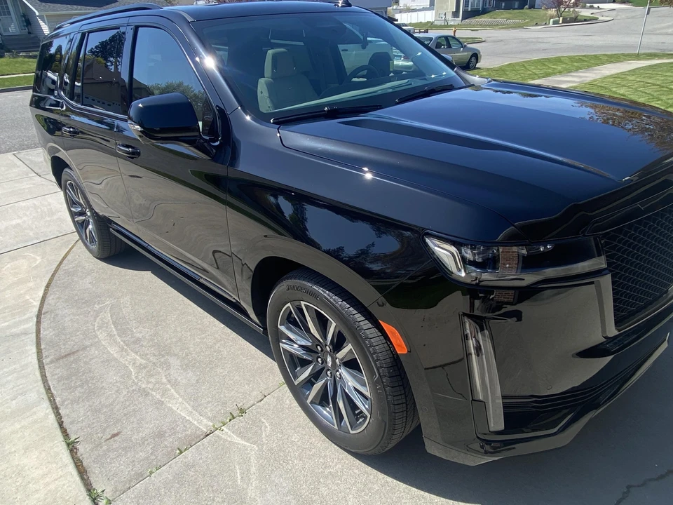 2024 Cadillac Escalade 5th Gen - Image 5 of 31