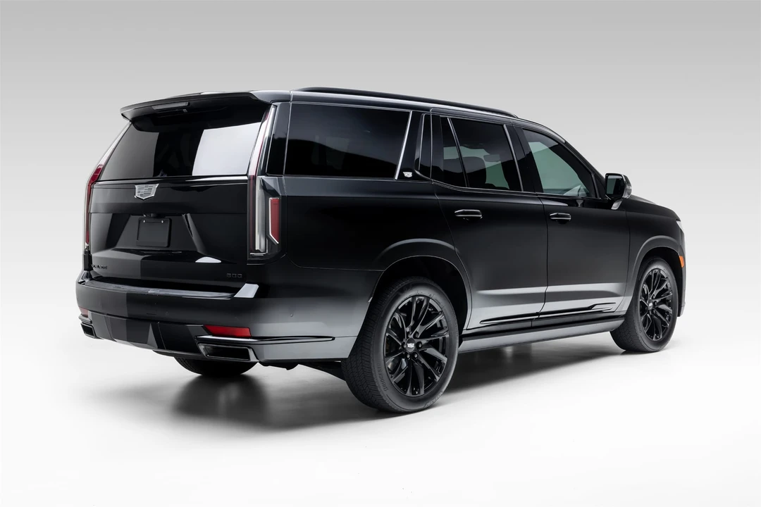 2024 Cadillac Escalade 5th Gen - Image 11 of 31
