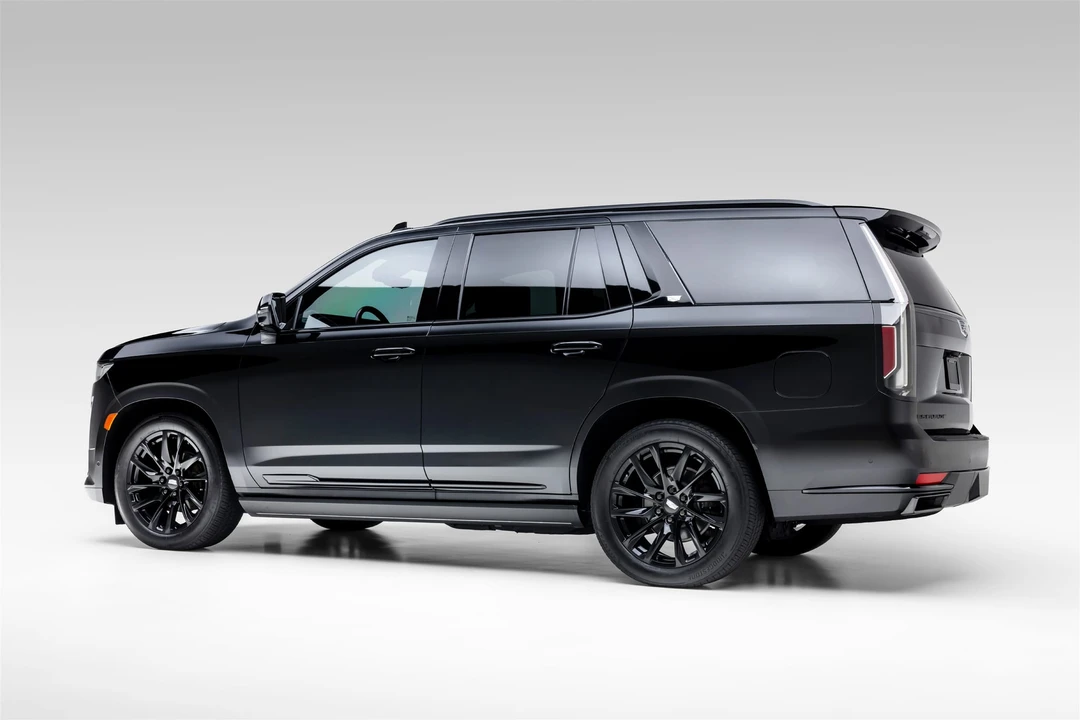 2024 Cadillac Escalade 5th Gen - Image 18 of 31