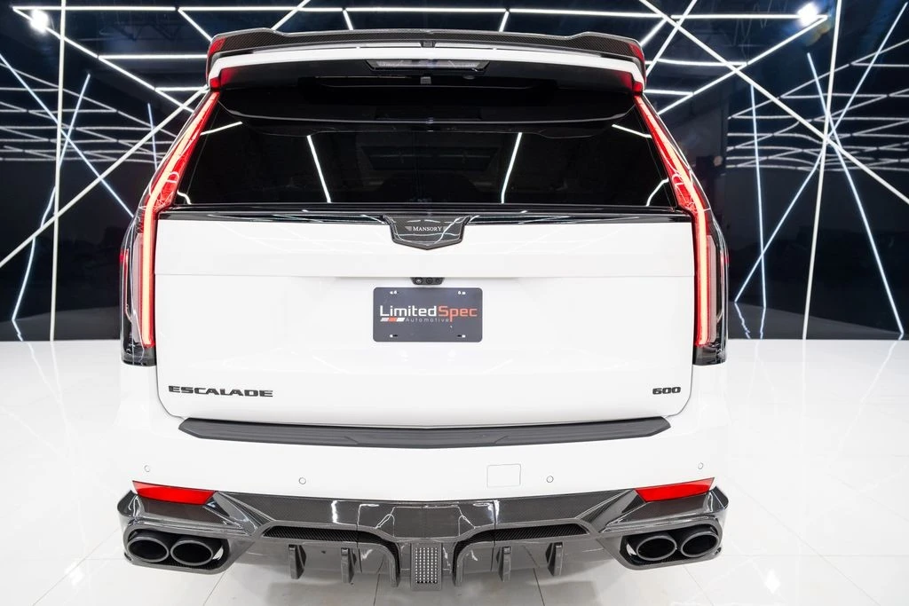 2024 Cadillac Escalade 5th Gen - Image 20 of 21