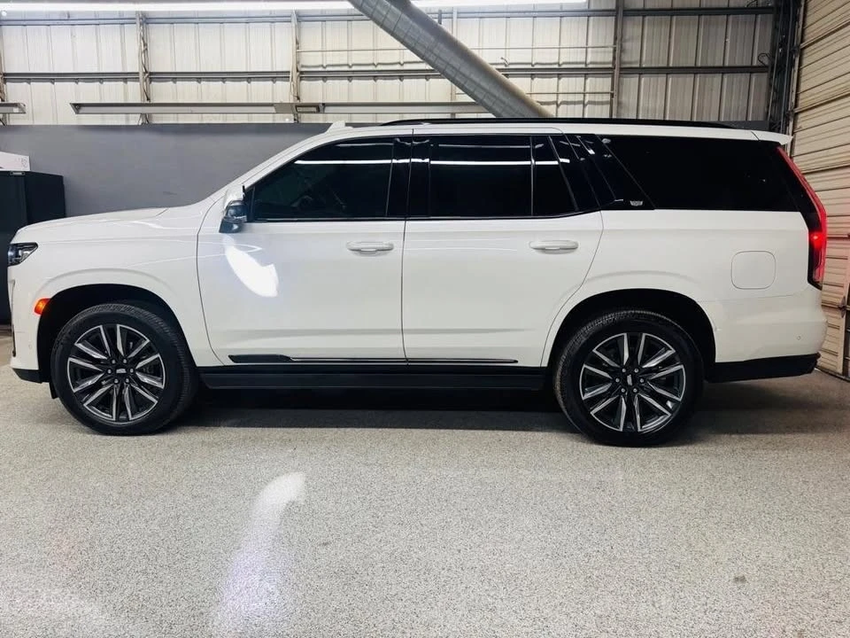 2024 Cadillac Escalade 5th Gen - Image 2 of 8
