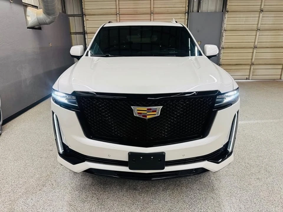 2024 Cadillac Escalade 5th Gen - Image 5 of 8
