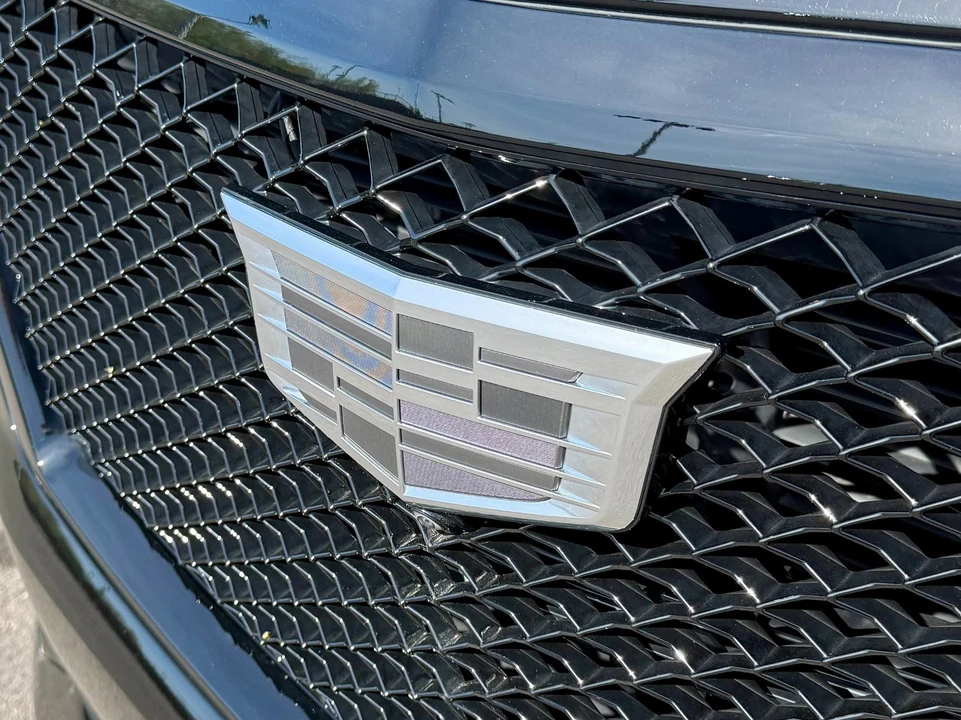 2024 Cadillac Escalade 5th Gen - Image 15 of 15