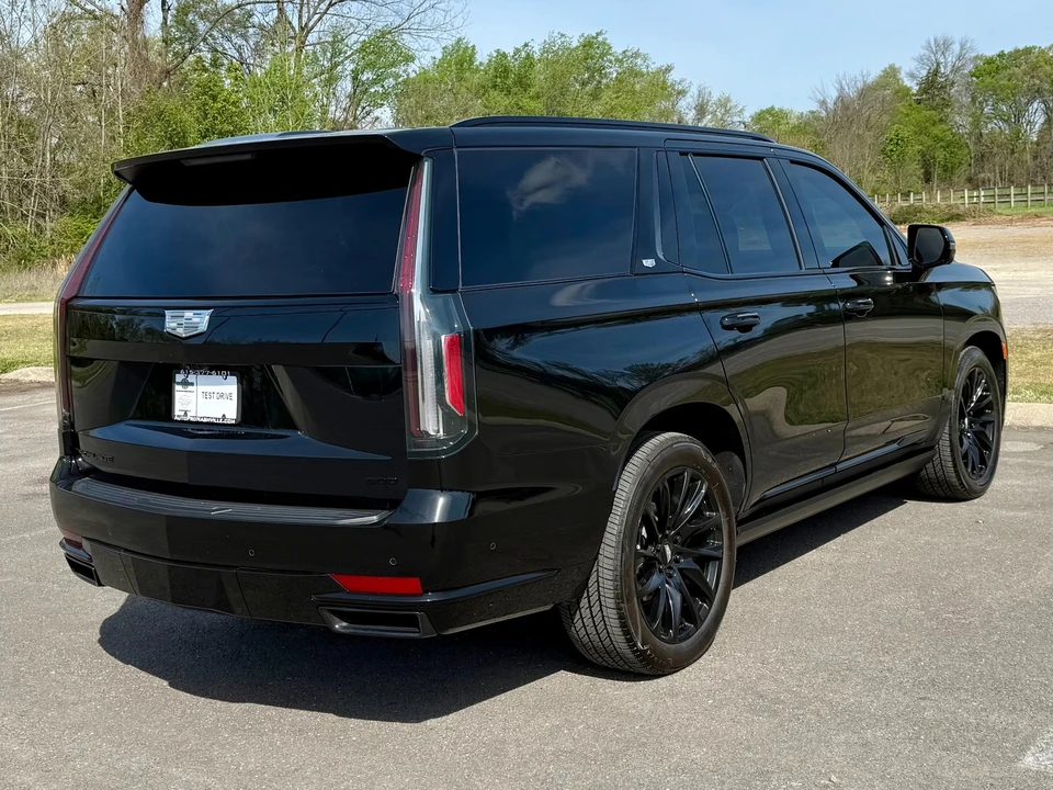 2024 Cadillac Escalade 5th Gen - Image 3 of 15