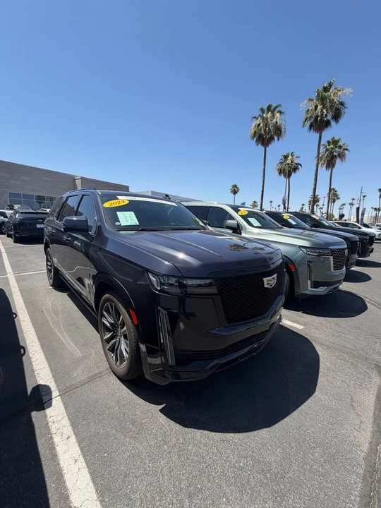 2024 Cadillac Escalade 5th Gen - Image 2 of 9