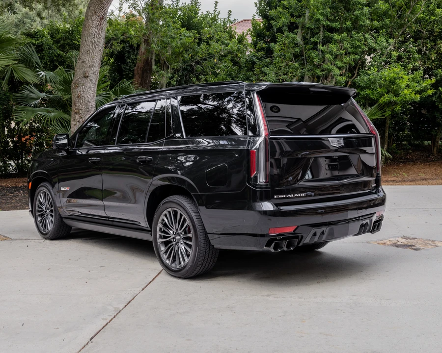 2024 Cadillac Escalade-V 5th Gen - Image 8 of 31