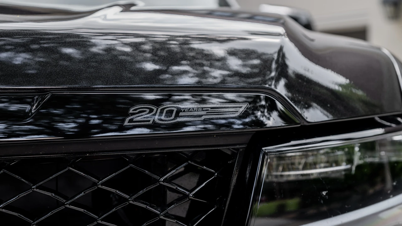 2024 Cadillac Escalade-V 5th Gen - Image 25 of 31