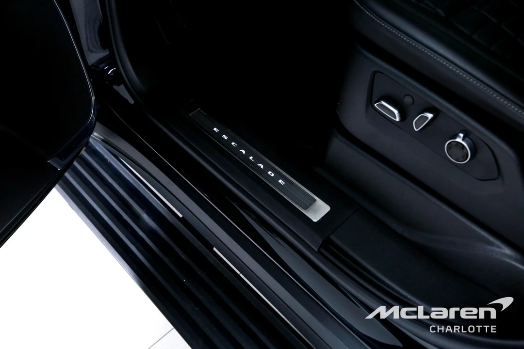 2024 Cadillac Escalade-V 5th Gen - Image 16 of 31