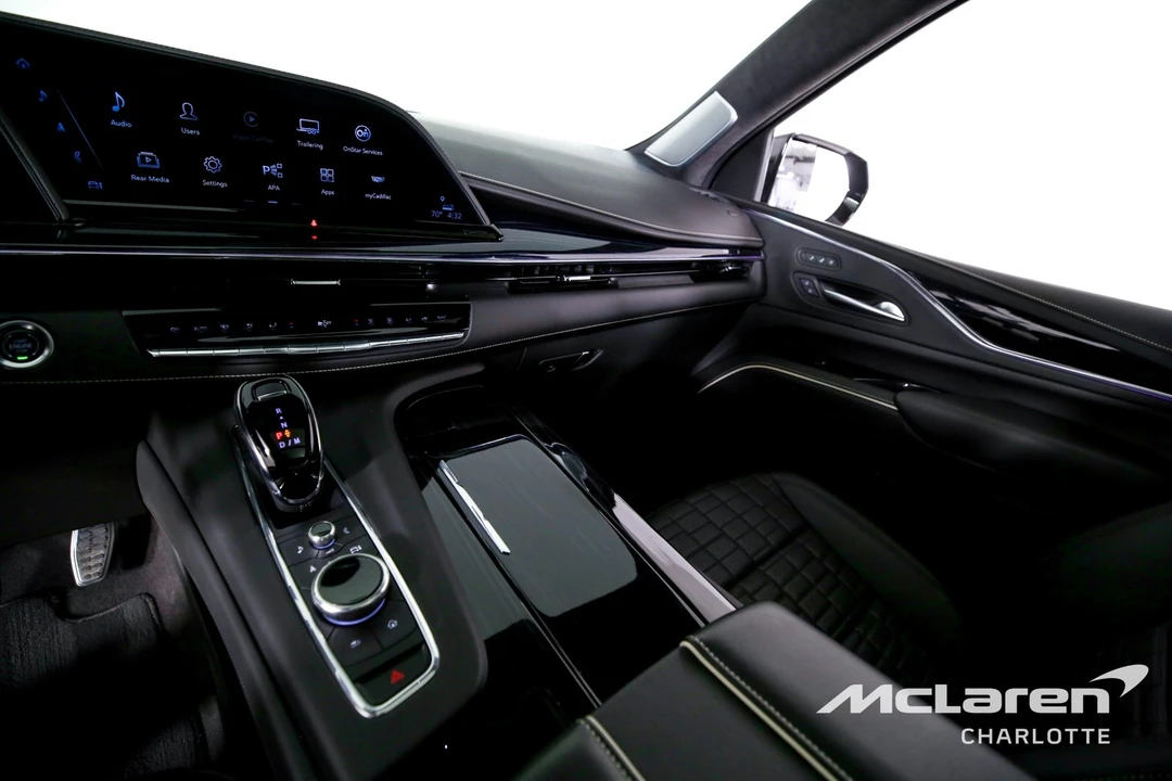 2024 Cadillac Escalade-V 5th Gen - Image 15 of 31