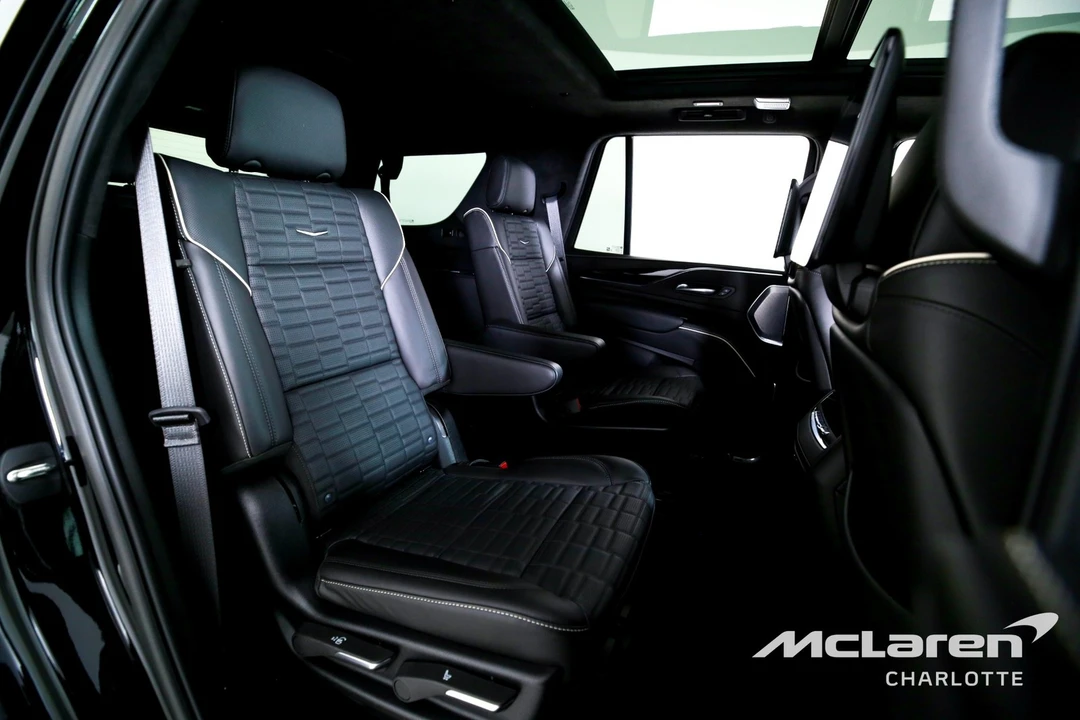2024 Cadillac Escalade-V 5th Gen - Image 28 of 31