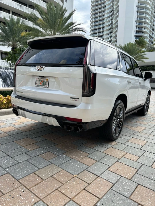 2024 Cadillac Escalade-V 5th Gen - Image 8 of 21