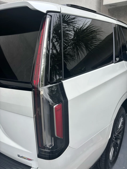 2024 Cadillac Escalade-V 5th Gen - Image 18 of 21