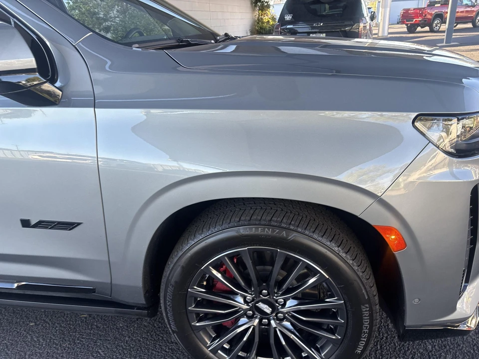 2024 Cadillac Escalade-V 5th Gen - Image 14 of 31