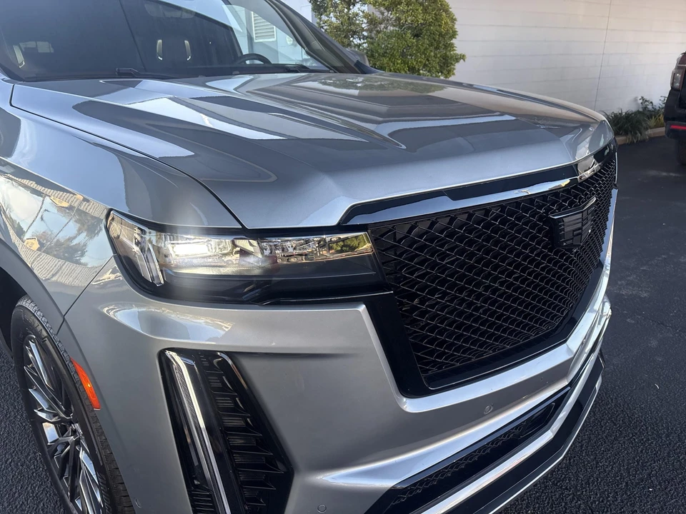 2024 Cadillac Escalade-V 5th Gen - Image 9 of 31