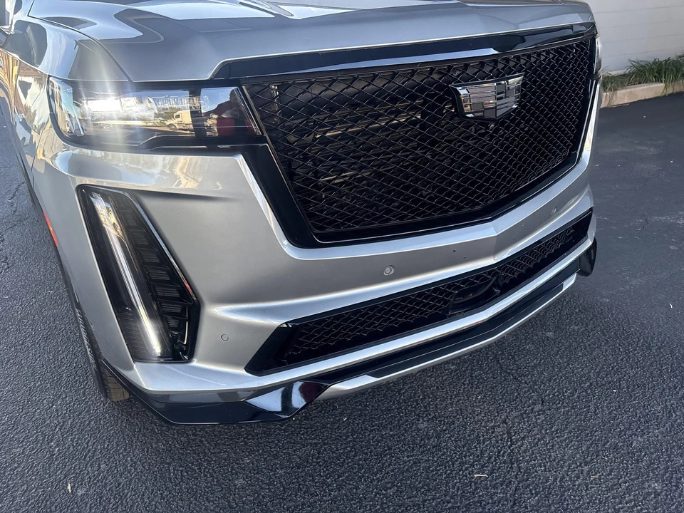 2024 Cadillac Escalade-V 5th Gen - Image 8 of 31