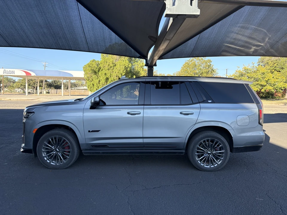 2024 Cadillac Escalade-V 5th Gen - Image 2 of 31