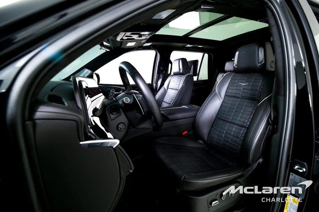 2024 Cadillac Escalade-V 5th Gen - Image 11 of 12