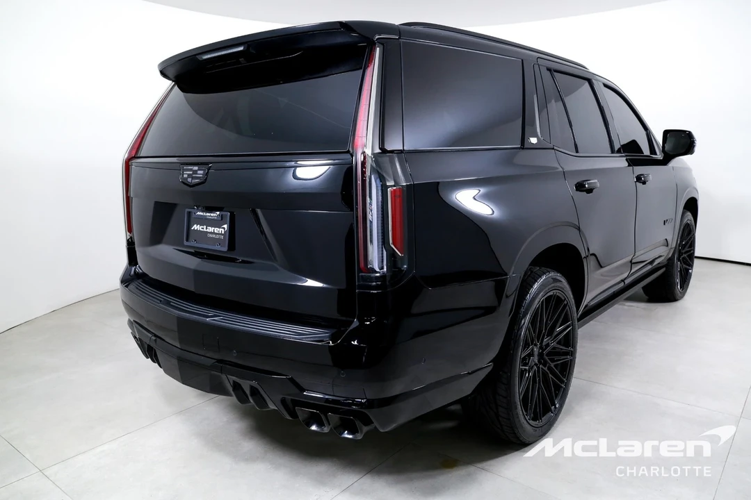 2024 Cadillac Escalade-V 5th Gen - Image 8 of 12