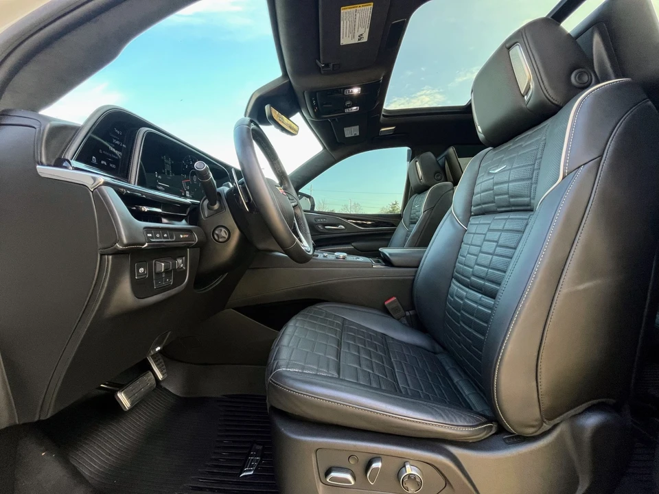 2024 Cadillac Escalade-V 5th Gen - Image 9 of 21