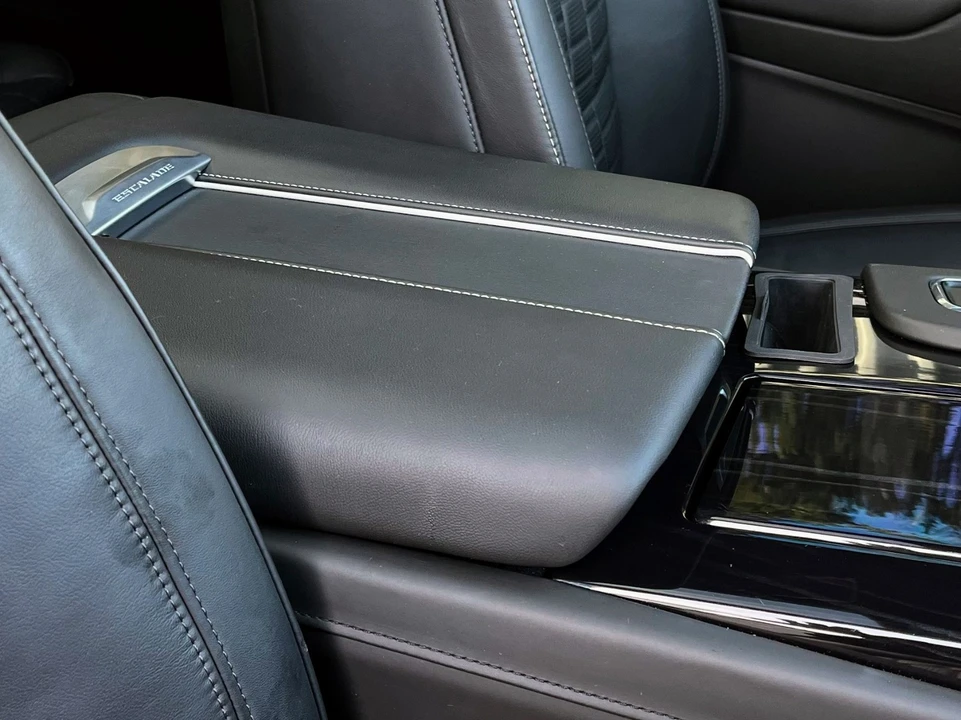 2024 Cadillac Escalade-V 5th Gen - Image 19 of 21