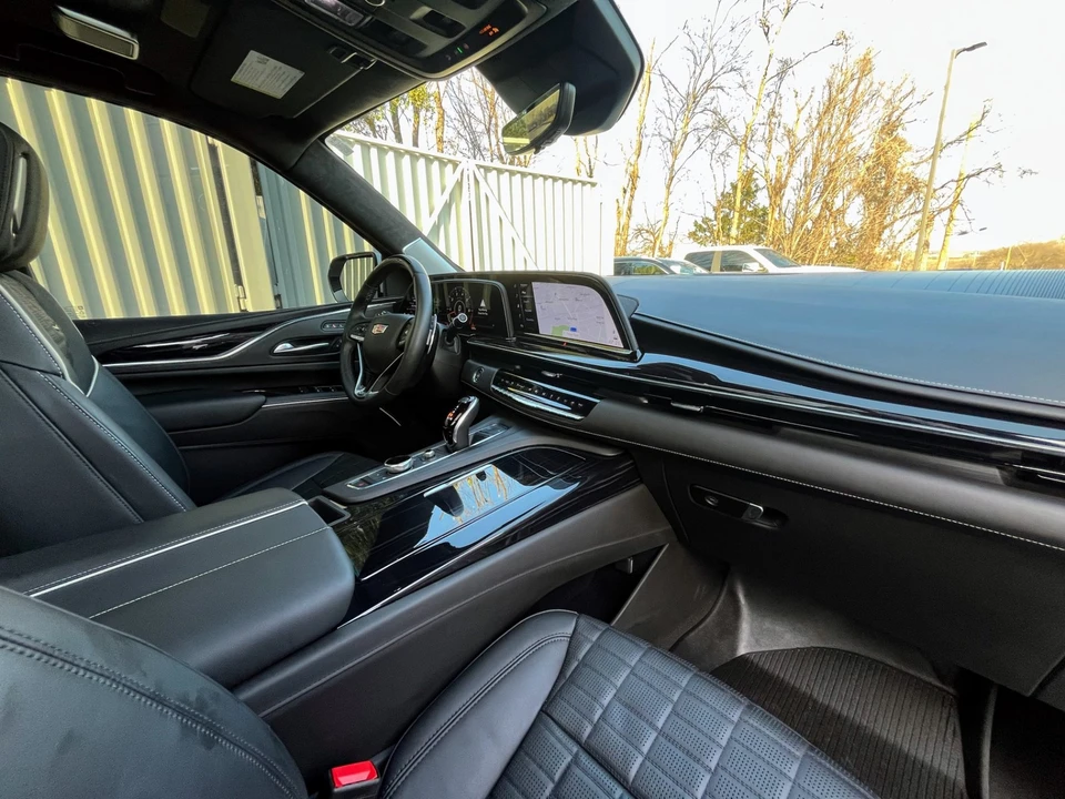 2024 Cadillac Escalade-V 5th Gen - Image 17 of 21
