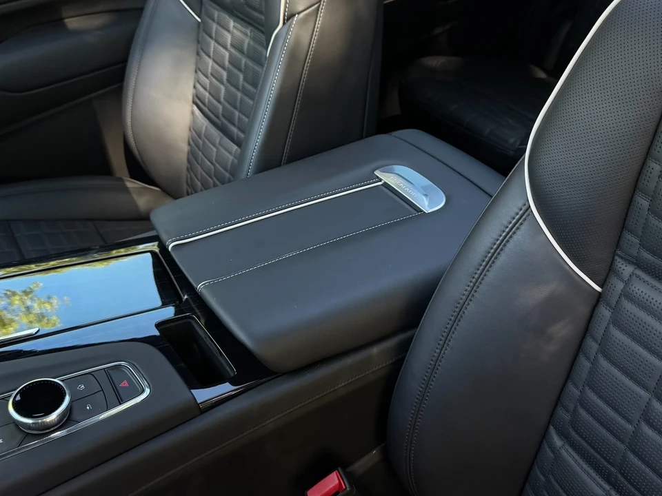 2024 Cadillac Escalade-V 5th Gen - Image 13 of 21