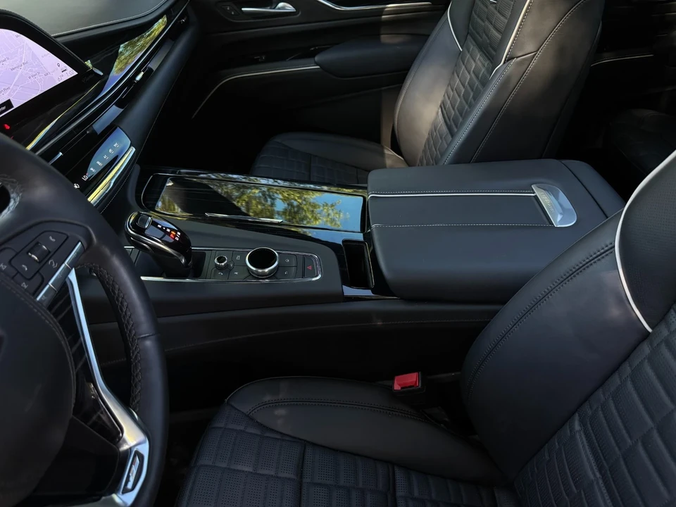 2024 Cadillac Escalade-V 5th Gen - Image 12 of 21