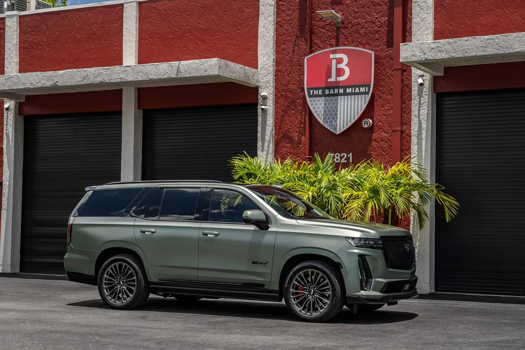 2024 Cadillac Escalade-V 5th Gen - Image 11 of 31
