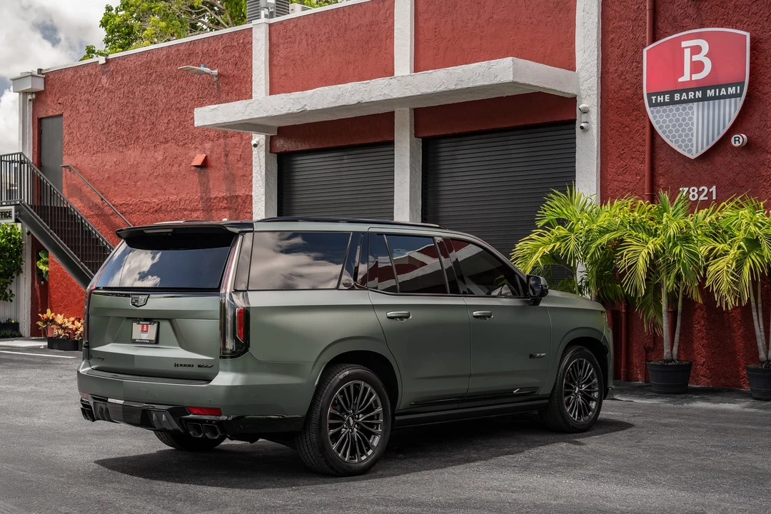 2024 Cadillac Escalade-V 5th Gen - Image 20 of 31