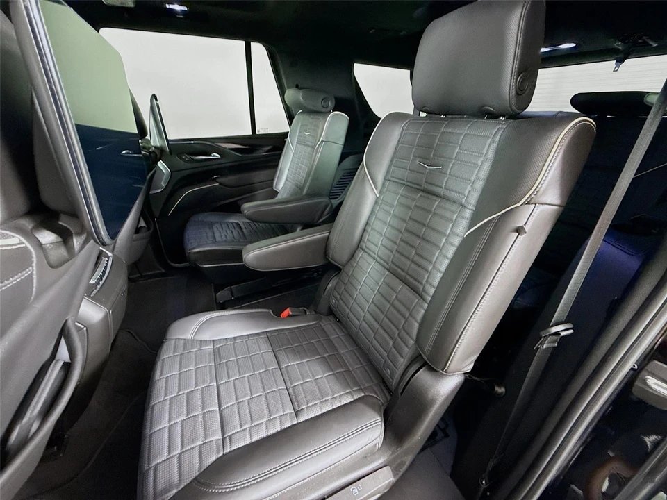 2024 Cadillac Escalade-V 5th Gen - Image 9 of 21