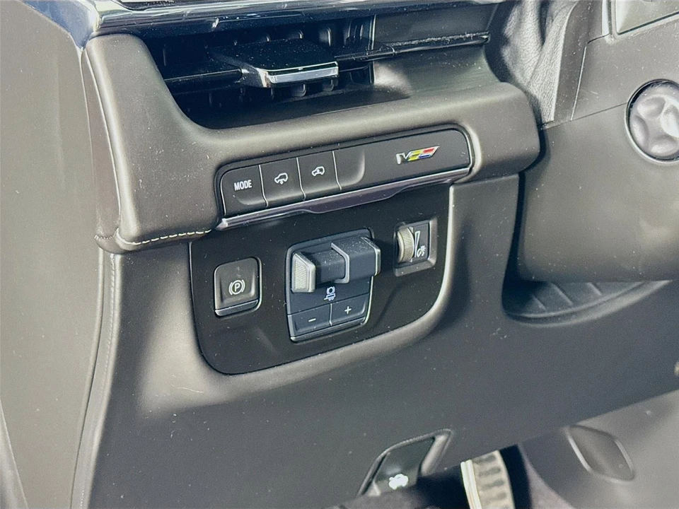 2024 Cadillac Escalade-V 5th Gen - Image 6 of 19