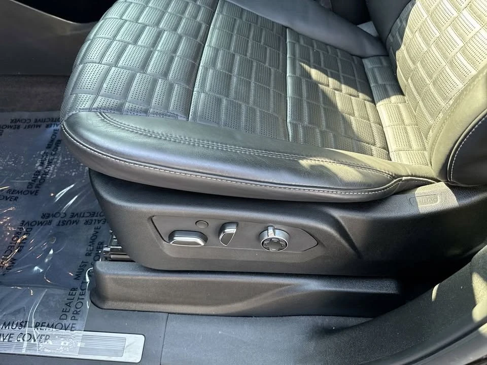 2024 Cadillac Escalade-V 5th Gen - Image 13 of 19