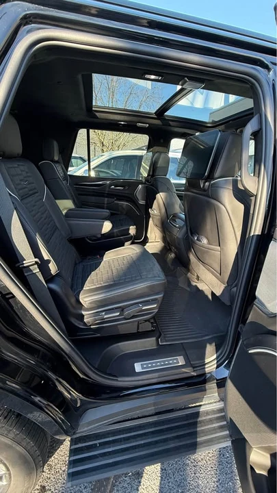 2024 Cadillac Escalade-V 5th Gen - Image 13 of 15