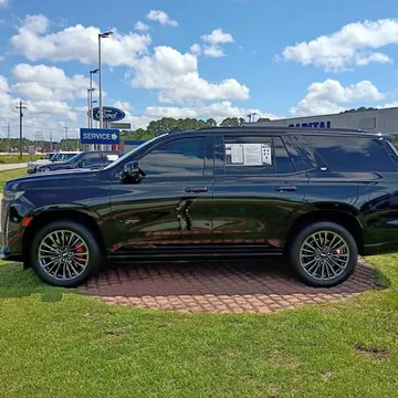 2024 Cadillac Escalade V-Series Sport Utility 4D