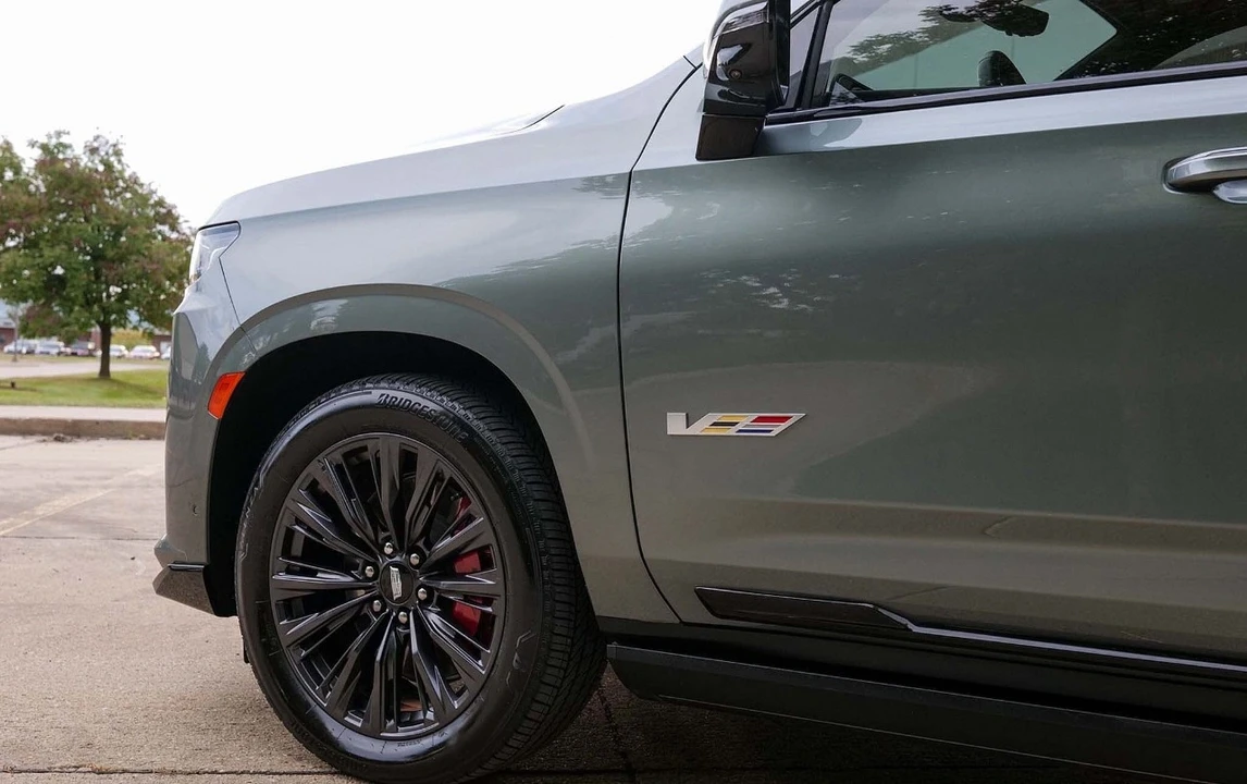 2024 Cadillac Escalade-V 5th Gen - Image 21 of 21