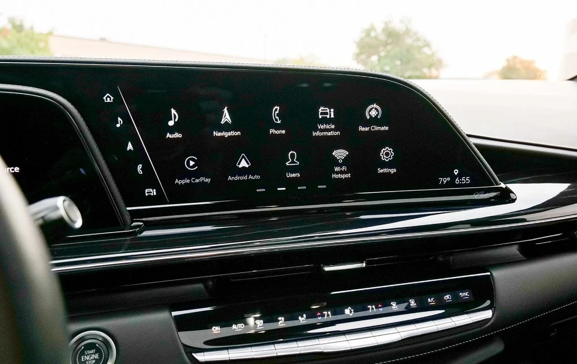 2024 Cadillac Escalade-V 5th Gen - Image 10 of 21