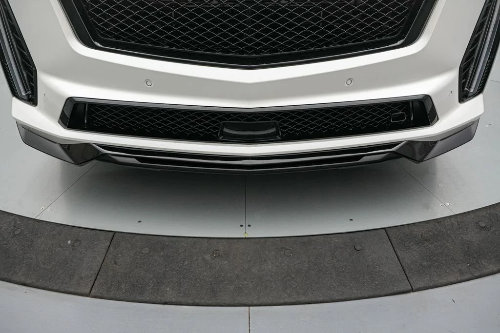 2024 Cadillac Escalade-V 5th Gen - Image 19 of 21