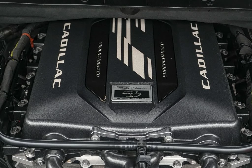 2024 Cadillac Escalade-V 5th Gen - Image 15 of 21